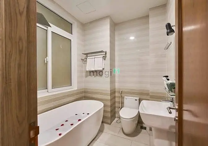 Studio Cao Cấp Luxury Hạng Sang Ở Hoà Bình - Đầm Sen - Luỹ Bán Bích