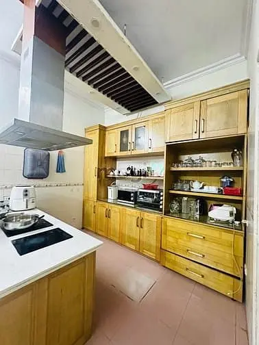 Mặt Phố Hoàng Hao Thám – Ba Đình = 207 M – 4T – Mt 6.8 M – Giá 64.8 Tỷ