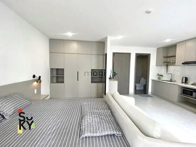 Studio Ban Công Ngay , Ngay Tân Sơn Nhì , Gò Dầu , Chợ Trần Văn Ơn .