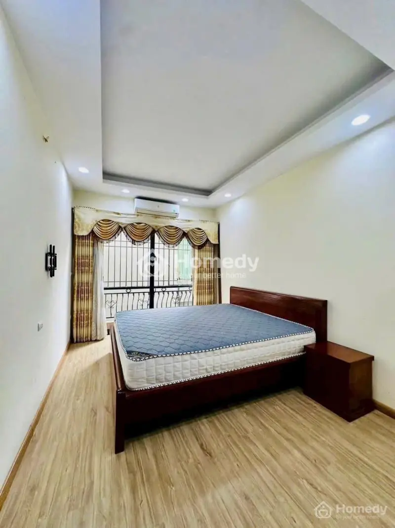 Nhà Đẹp Hiện Đại Ngay Trịnh Văn Bô, Xuân Phương – Ô Tô 7 Chỗ Đỗ Cổng – Full Nội Thất Cao Cấp