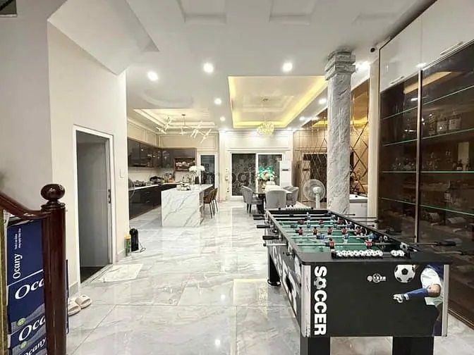 Q1- Mặt Tiền Võ Thị Sáu- 5 Tầng- Nhà Siêu Đẹp