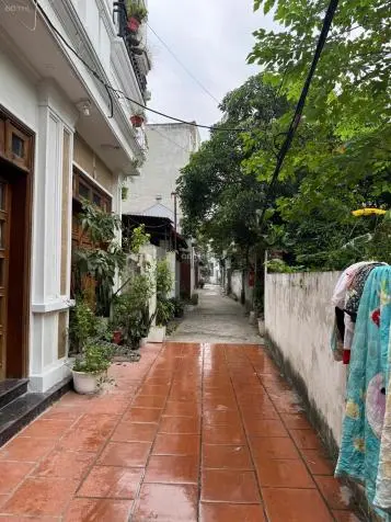 Tin Nóng! Bán Nhà Riêng Mới Tinh -2 Mặt Thoáng - Ngõ 68 Nguyễn Văn Linh - Lb - Hn.