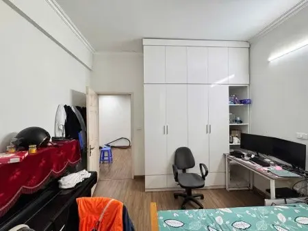 Chung Cư Võ Thị Sáu, Q3, 97M2, 2Pn, 2Wc, Nội Thất Mới, 12Tr/Th.