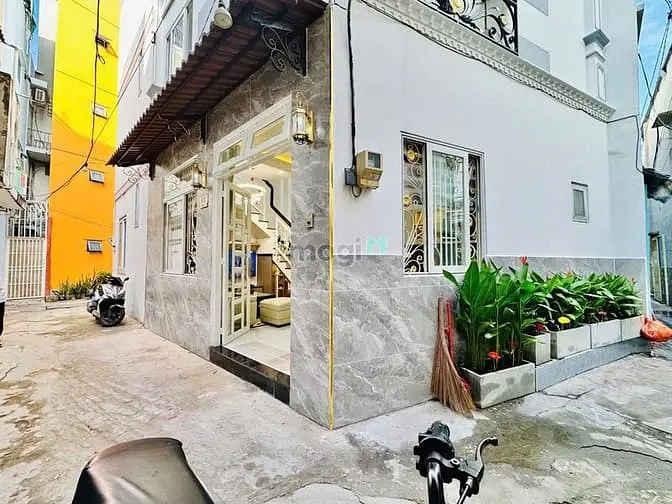 Siêu Phẩm Thích Quảng Đức Full Nội Thất