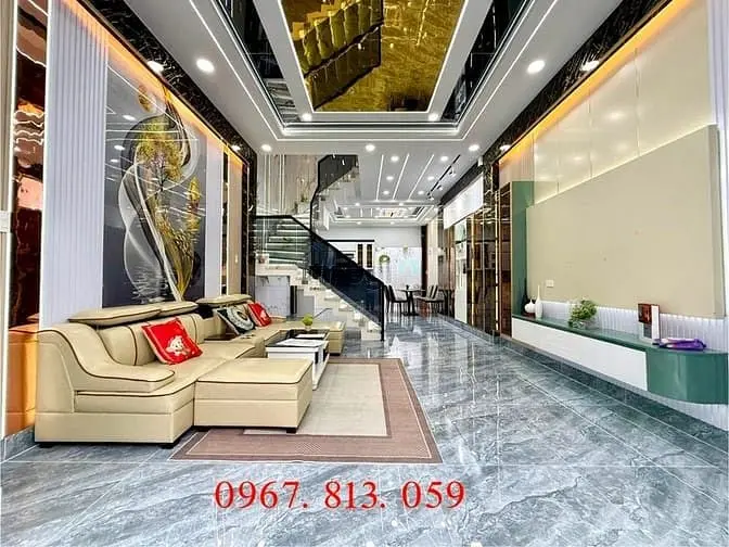 Nhà Sẹc Ngắn Hà Huy Giáp, Dt:4.35X16.65M, Nở Hậu 4.62M, Trệt, 2Lầu