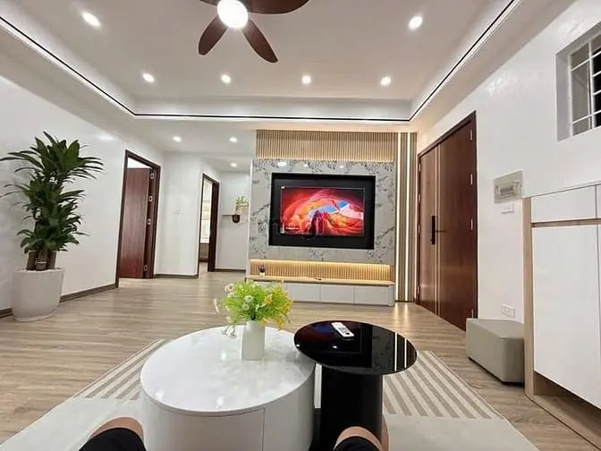 Bán Ch Ct3B-X2 Bắc Linh Đàm 3 Pn- Lô Góc- Nội Thất Hiện Đại Lung Linh