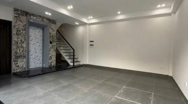 Nhà Phúc Đồng Hàng Xóm Vinhome Long Biên - Xây 7 Tầng Thang Máy Giá 15.2 Tỷ