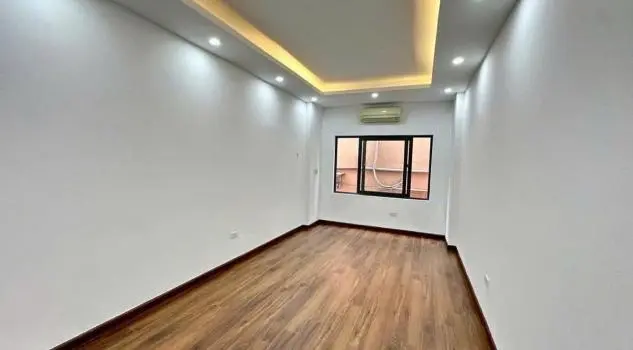 Nhà Đẹp – Dân Xây, Khương Trung – Gần Đầm Hồng, Ô Tô Gần, 30M2, 5T, 7.95 Tỷ.