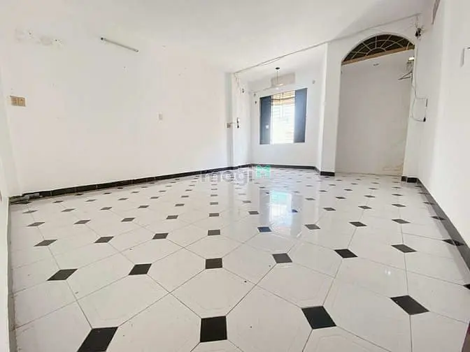 Phú Nhuận- Hẻm 8M 4 Tầng 4Pn Có Sân Thượng