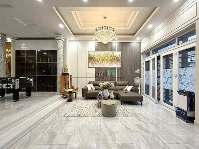 Q1- Mặt Tiền Võ Thị Sáu- 5 Tầng- Nhà Siêu Đẹp