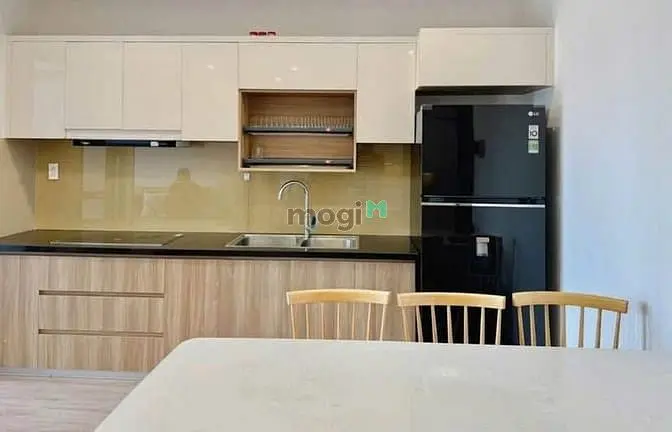 Căn Hộ Tách Bếp 1Pn Rộng 60M2 Ngay Sân Bay - Cửu Long - Trường Sơn