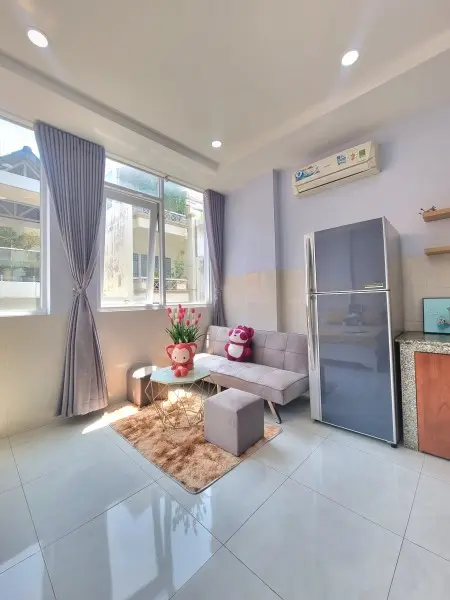 Căn Hộ Studio Ban Công Thang Máy Quận Tân Bình Gần Ga T3 Sân Bay Tân Sơn Nhất Etown