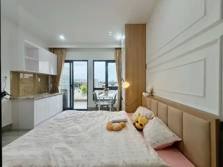 Cho Thuê Phòng Có Ban Công Ngay Chung Cư Etown