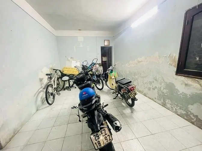 Nguyên Hồng – Ba Đình – Ô Tô Tránh – 67 M2 – 3 T – Mt 5.4 M – Giá 15.7