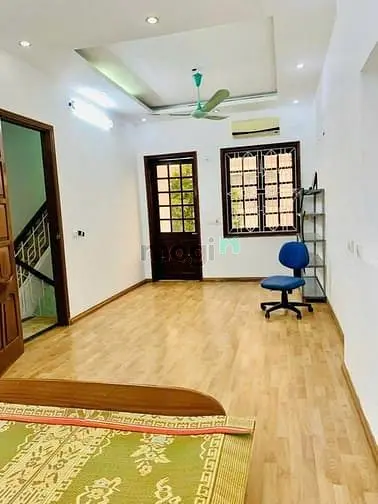 Cho Thuê Nhà Ngõ 37 Trần Kim Xuyến 43M X5T Ô Tô Đỗ Cửa