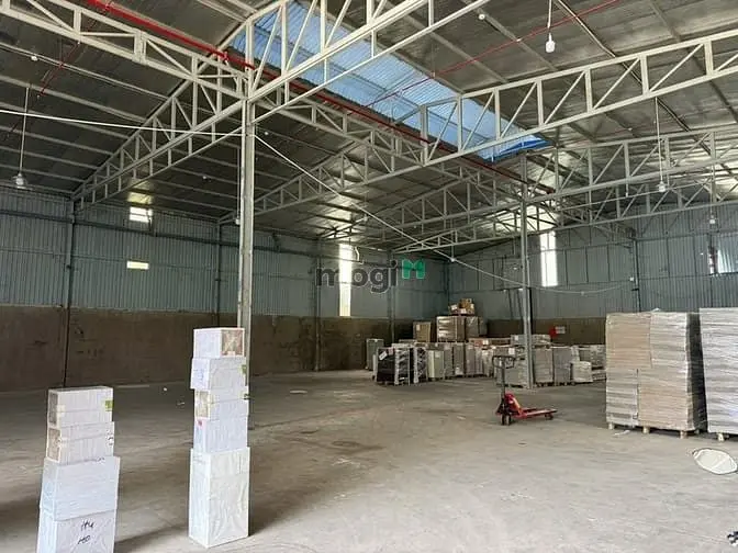 Cho Thuê Xưởng 1/ Hà Huy Giáp Q12 Ngay Chợ Đường.tổng 1000Mv Giá 50Tr