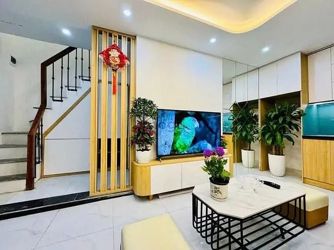 Bán Gấp Nhà Đại Từ, Dt50M2 ,Giá Hơn 9Tỷ ,Hai Mặt Thoáng ,Full Nội Thất