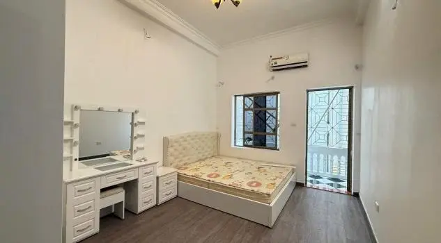 Bán Gấp Nhà Triều Khúc, 20M Ô Tô, Giảm Giá Lần 3, Thoáng Trước Sau, 47M2, 8.99 Tỷ.