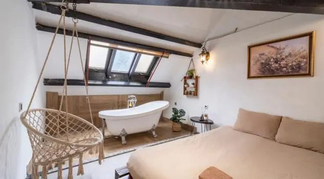 Siêu Phẩm Phùng Hưng – Dòng Tiền Ổn Định – 300M² Nhỉnh 30 Tỷ