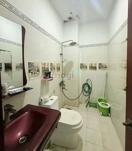 Gần Đầm Sen - Diện Tích 60M2 Cn Đủ, 5Pn, 3Wc Giá Bán 4.95 Tỷ