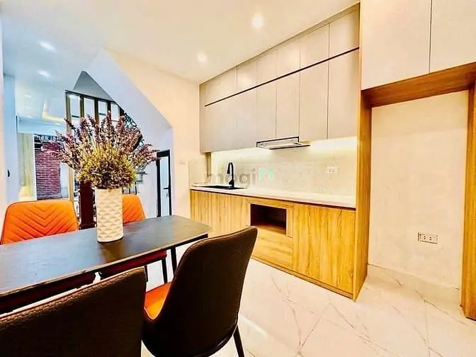 Bán Nhà Thịnh Liệt , Dt48M ,Giá Hơn 9 Tỷ,Ngõ Thông ,Lo Góc ,Oto Qua Nh