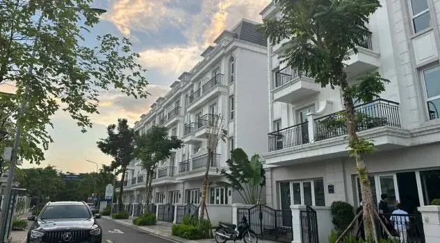 Bán Nhà Phố Mặt Tiền Hoàn Thiện Trung Tâm Trâu Quỳ,Gia Lâm, 90M2 Mặt Tiền 6M 4 Tầng