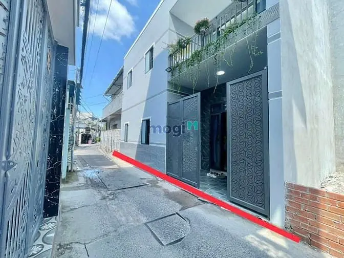 Bán Nhà 1 Lầu Gàn Gx Thuận Hoà Sổ Riêng Thổ Cư 100% P. Tân Phong