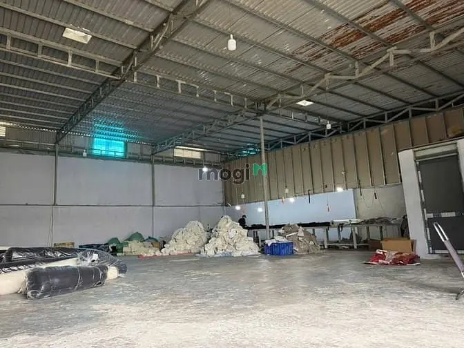 Cho Thuê 400M Xưởng Thạnh Xuân 25 Quận 12 Đường Xe Tải Giá 24Tr Tháng