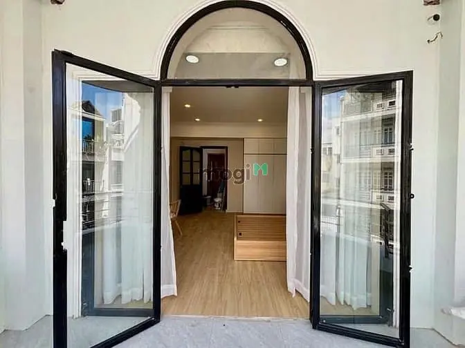 Studio Ban Công Ngay Lê Hồng Phong , Lý Thái Tổ , Full Nội Thất .