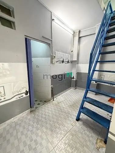 Bán Nhà [Lạc Long Quân+Quận11], Ngay Cạnh Đầm Sen. 2Pn, 1Wc