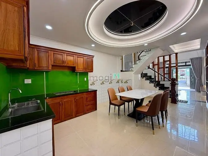 Nhà Đường Thông Xe Hơi Tl 27, Dt:4X16M, Lửng, 1 Lầu, 3Pn, Sân Trước