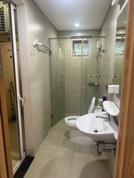 Chung Cư Trương Định, P6, Quận 3: 2P Ngủ, Nội Thất, 105M2 Giá 11,5Tr