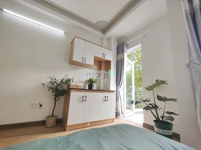 Căn Hộ 1Pn Tách Bếp, Ban Công Gần Hoàng Sa - Trường Sa - Quận 10 .