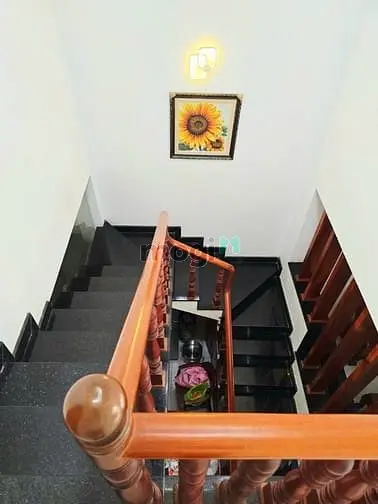 Nhà Phố 111M2 - 2 Tầng - Hoàn Công - Vinhomes- Đường Oto 9M