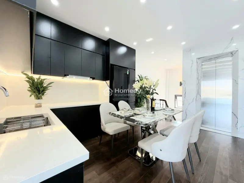 Nhà Đẹp Phân Lô 40M/ Thang Máy/ Full Nội Thất/Ô Tô Đỗ Cửa/ Vân Hồ/Hai Bà Trưng