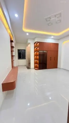 Chính Chủ Cần Bán, Nhà Hẻm Xe Tải Tránh, Ngay Lã Xuân Oai Giao Lê Văn Viêt, Thủ Đức