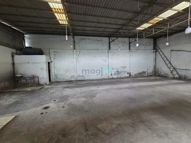 Cho Thuê Xưởng Hà Huy Giáp Ngã Tư Ga 10X15M Hẻm Xe Tải Giá 12Tr Tháng