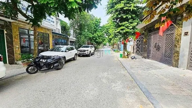 Cơ Hội Hiếm Có 1-0-2 Nhà Văn Quán, 48M, 4 Tầng Đường Ô Tô, 10.6 Tỷ