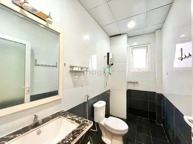 Căn Hộ Ban Công Hồ Văn Huê Full Tiện Nghi Giá 5.8 Triệu