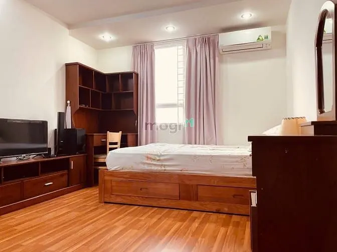 Cho Thuê Gấp Căn Hộ Bmc Quận 1, Dt : 100 M2, 3Pn, Giá : 14 Tr/Th