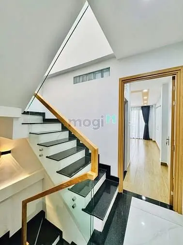 Chính Chủ Bán Nhà Mới Xây Khu D- Hẻm Nhựa Rộng 8M Ung Văn Khiêm , Bth