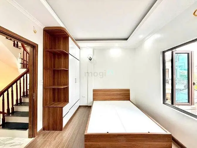 Bán Nhà Chính Chủ- #Thịnh Liệt -5 Tầng-3 Ngủ-Full Nội Thất-6.35 Tỷ