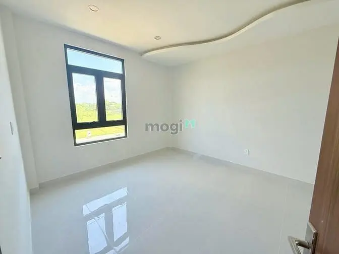 Tôi Chính Chủ Cần Bán Căn Nhà 3 Lầu Mới Xây.dt Sử Dụng 240M Giá 3Ty550