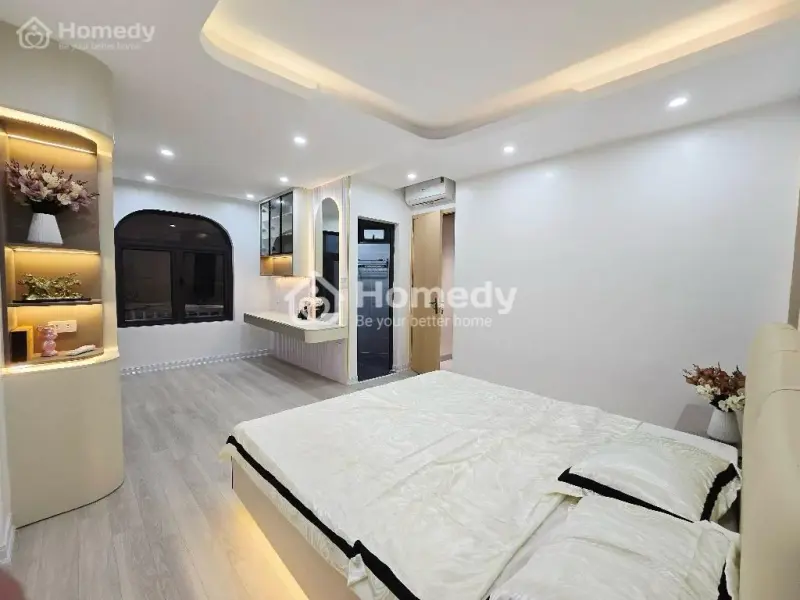 🏠 Nhà Dân Xây 5 Tầng Chắc Chắn – Lô Góc 3 Mặt Thoáng Cực Sáng & Đẹp Thuộc Linh Quang, Đống Đa