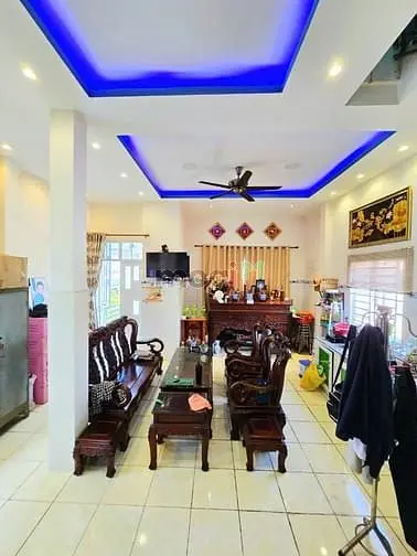 Nhà Phố 77M2 - 3 Tầng - Đường Oto - Dòng Tiền 20Tr - Chợ Long Trường