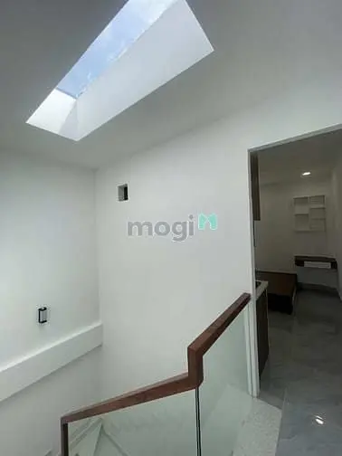 Q10- Siêu Hiếm- 7 Phòng Cao Cấp- Dt 600Tr/Năm