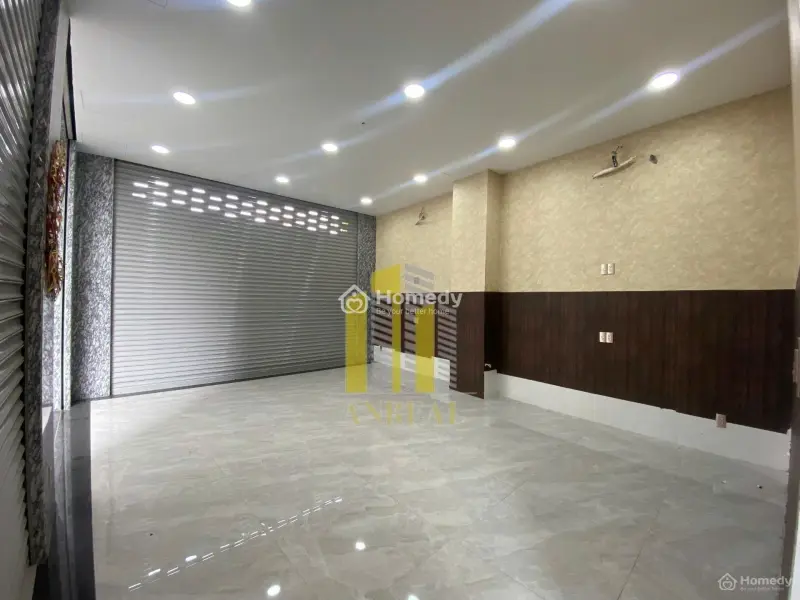 Cho Thuê Nhà Văn Phòng Căn Góc Giá 50 Triệu - Có Thang Máy