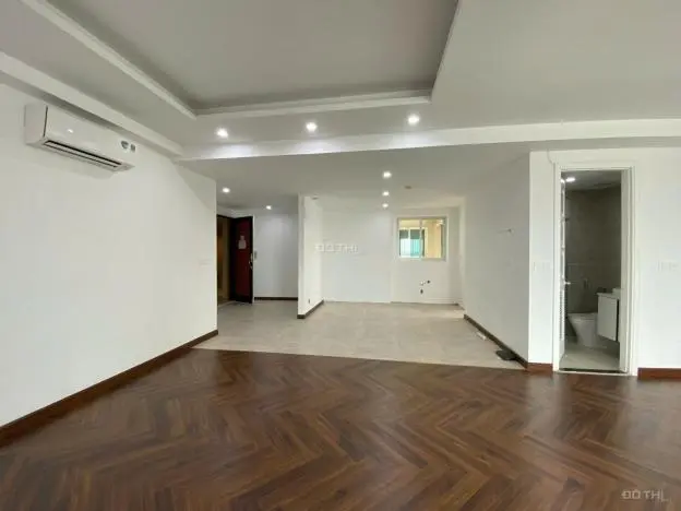 Bán Căn Hộ 4 Phòng Ngủ Tại Tòa Nhà E1 Ciputra, Hà Nội