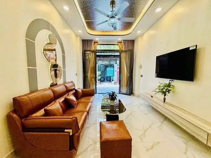 Tân Bình- Nhà Mới 100/100 Đẹp Nội Thất Cao Cấp- Thang Máy