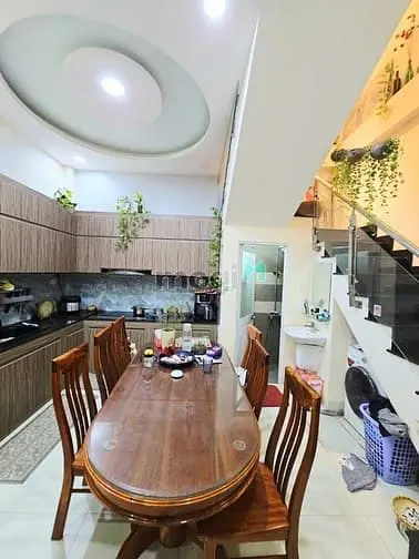 Nhà Phố 53M2 - 2 Tầng - Hoàn Công Đủ - Đường Oto 6M - Chợ Long Trường